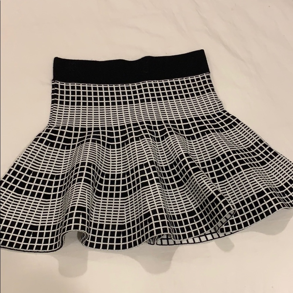 Geometric thick sweater skirt